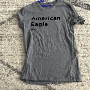 American Eagle T-shirt. Size x-s.